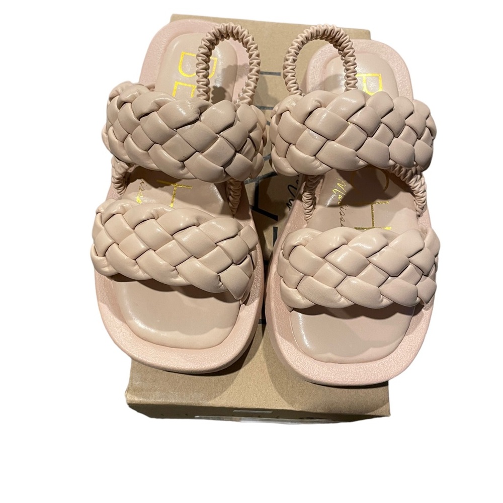 Beach by Matisse Lil Kenzi sandals. Girls’ size 11. New, in box.